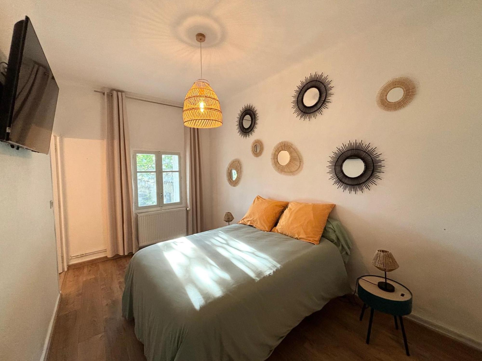Appartement Eygalieres Avec Petit Jardin Exterior foto